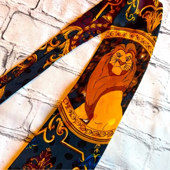 Disney The Lion King Tie - Picture 1 of 8